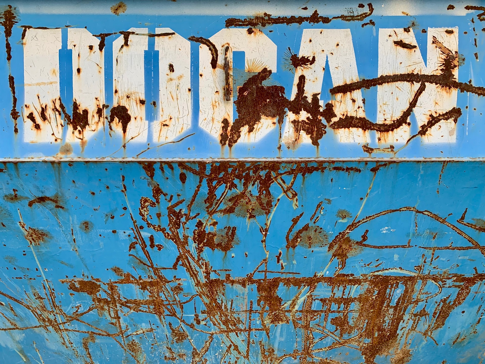 Vuilcontainer huren voor gemengd afval, wat mag erin?